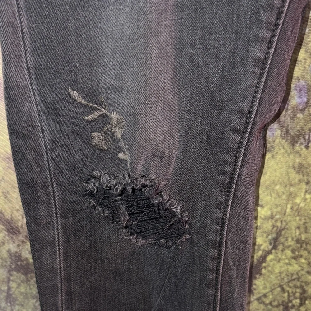 Lucky Brand Black Jeans with Floral Embroidery